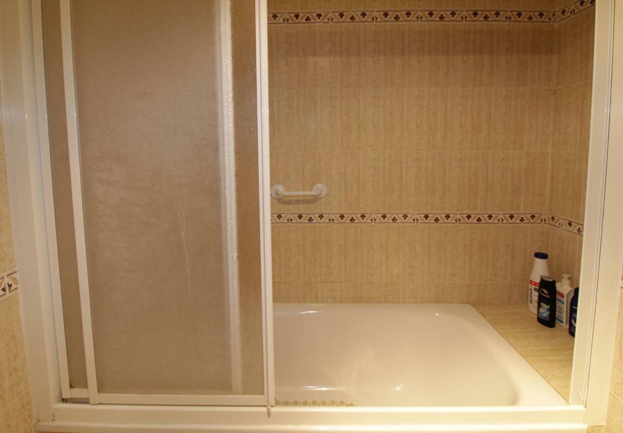 Apartamento Calle Cruz Фуeнхирола Екстериор снимка